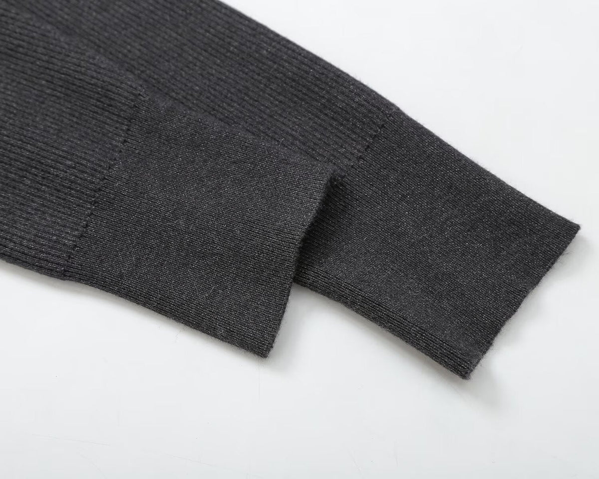 Women's fake two-piece round neck knitted sweater
