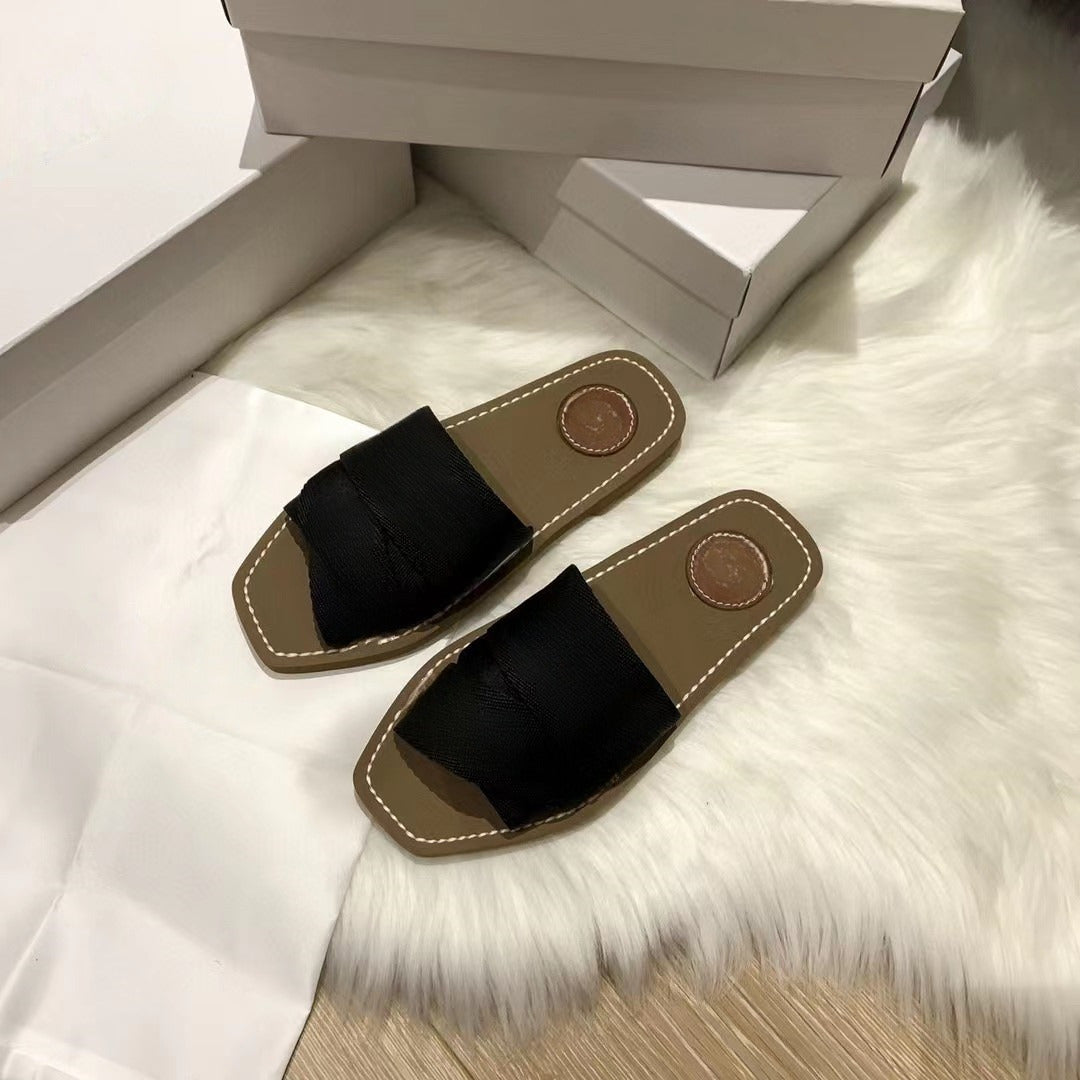 Women's new fashion Joker letter slippers wear girls' heart beach sandals with thick soles