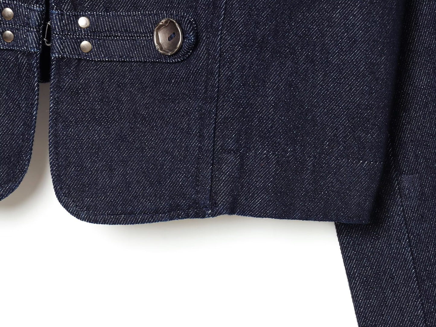 Women's buckle decoration short denim jacket