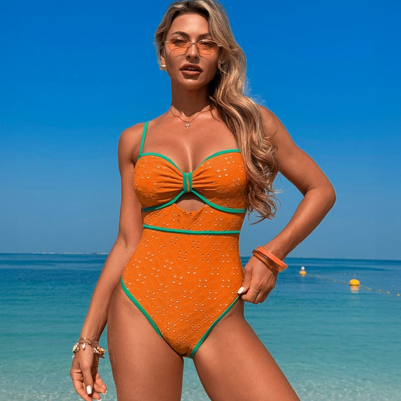2026 Women's New Contrast One-piece Swimsuit