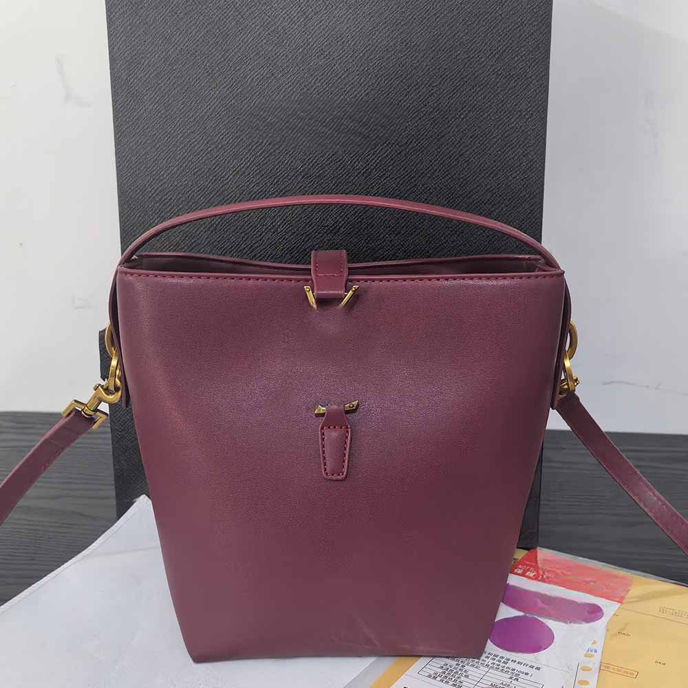 Women's New Fashion Joker Large-capacity Letter Accessories Bucket Bag Slung Handbag