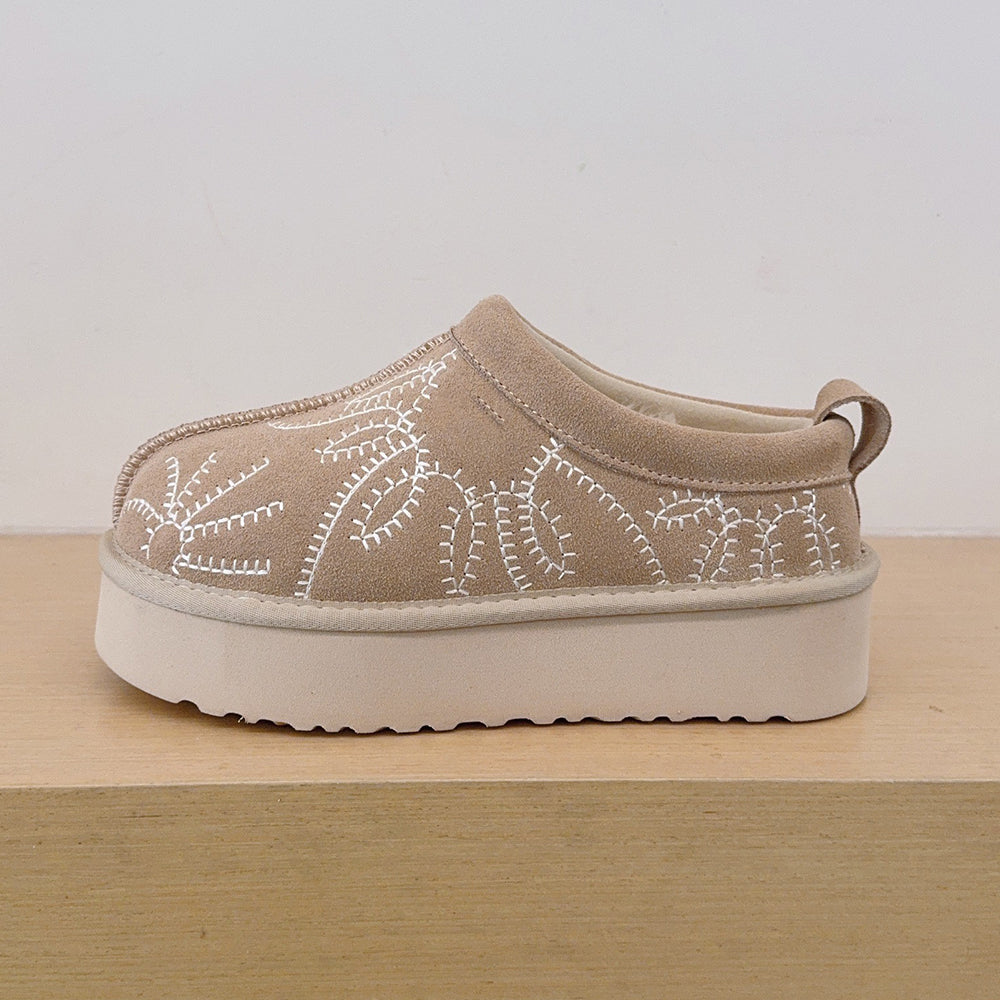 Women's new embroidered snow boots with shallow mouth and thick platform