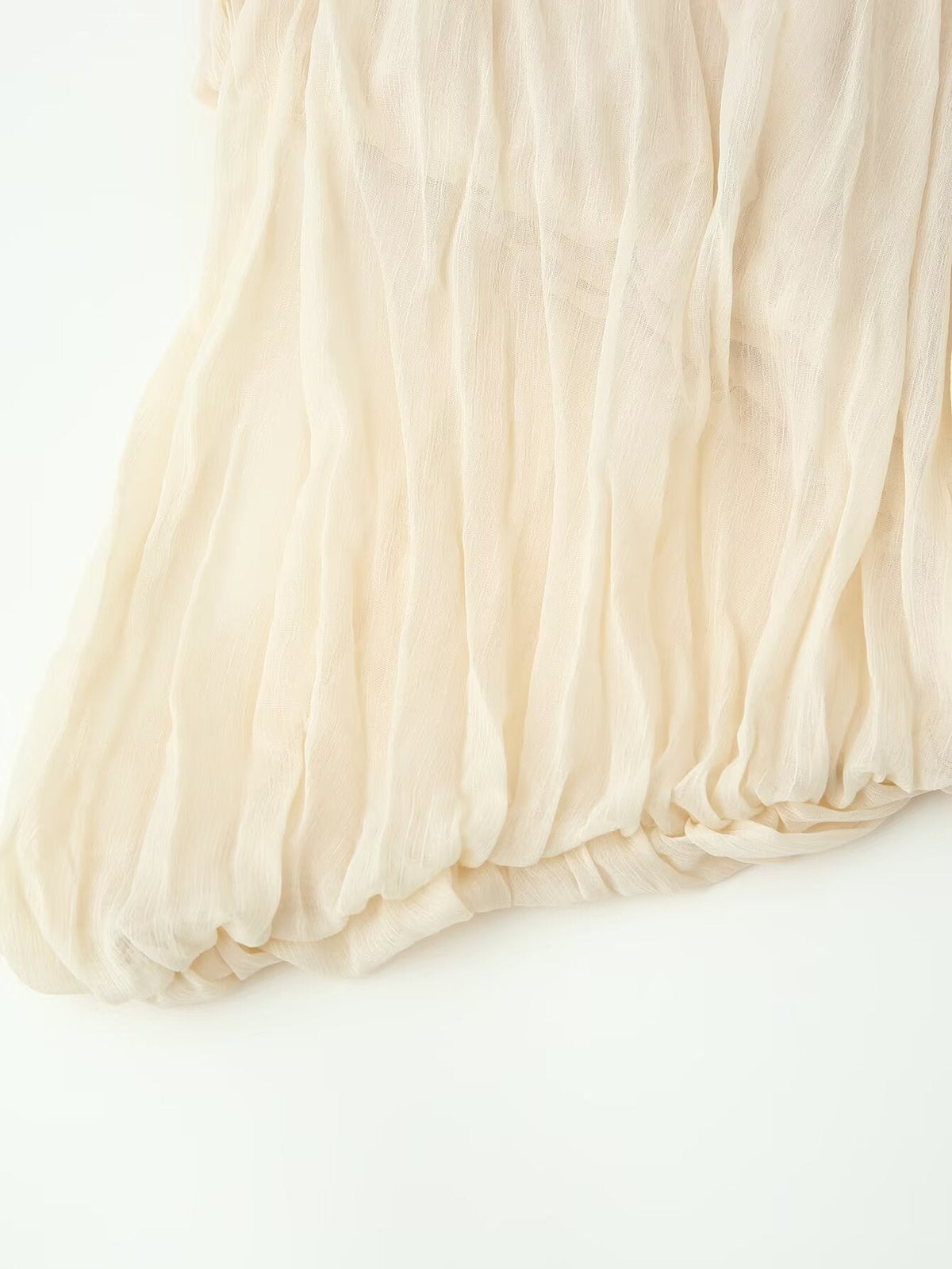 Women's new pleated long-sleeved shirt